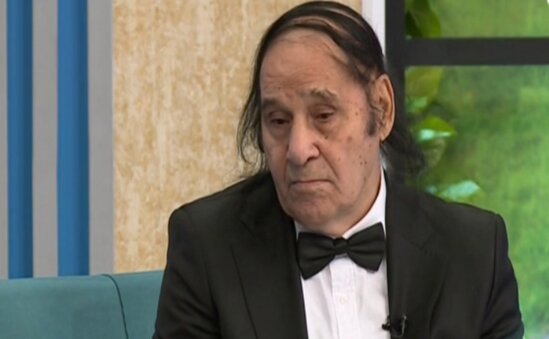 "Uşaqların onurğası əyilib, bu qədər kitab olar?" - Niyaməddin Musayev