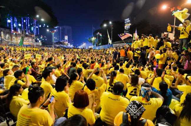 Evli kişilər 1 günlük subay olur - Xalqların qəribə və maraqlı adətləri