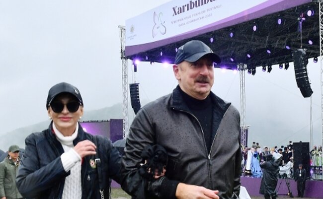 Şuşadakı "Xarıbülbül" festivalından FOTOLAR