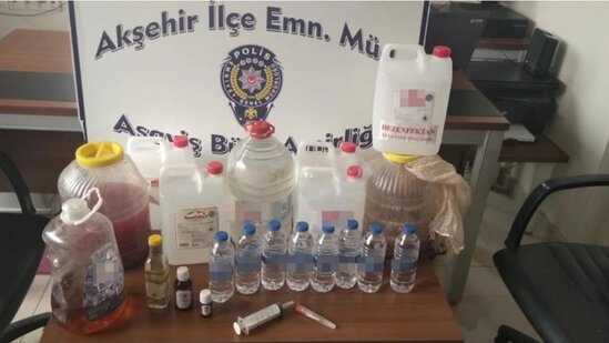 Saxta içki içən şəxs evində ölü tapıldı - FOTO