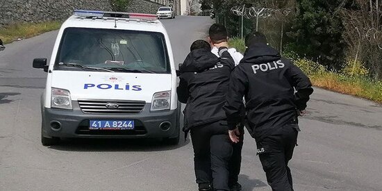Polis yumruğu ilə öldü - VİDEO