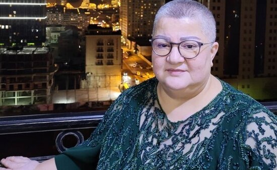 Könül Xasıyeva 254 min manatı topladı