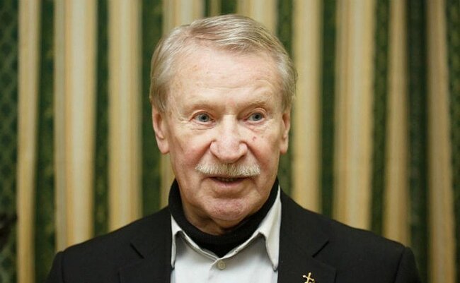 Rusiyanın Xalq artisti insult keçirdi