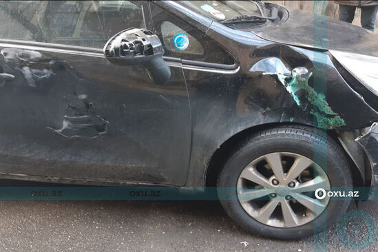 Səhər yeməyi taksi sürücüsünə baha başa gəldi: Bakının mərkəzində qəza - FOTO