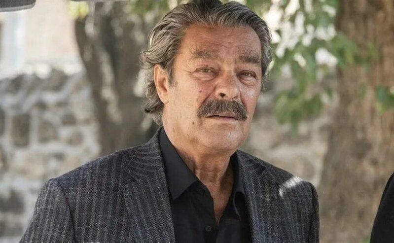 Kadir İnanır xəstəxanaya yerləşdirildi