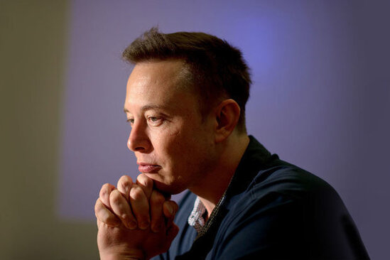 Mask "Twitter"i almaq üçün "SpaceX"in səhmlərini satmağı planlaşdırır