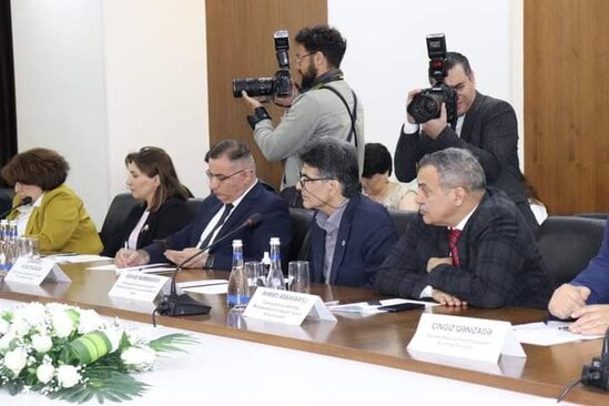 "Dayanıqlı inkişaf üçün ədalətli, sülhsevər və açıq cəmiyyətləri təşviq etmək" mövzusunda ictimai müzakirə keçirilib