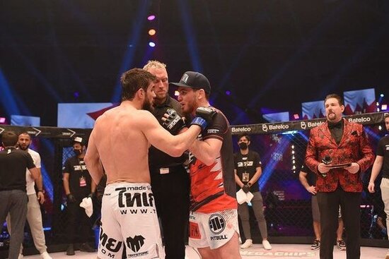 Qadağan olunmuş yerdən zərbəyə görə dayandırılmış döyüş təkrar keçiriləcək - FOTO/VİDEO