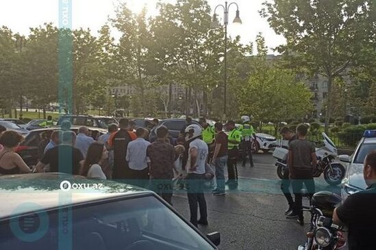 Bakının mərkəzində qadını avtomobil vurdu - FOTO/VİDEO
