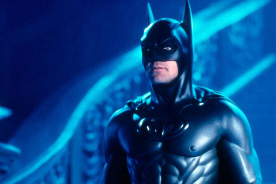 Betmenin kostyumu hərracda 40 min dollara satılır