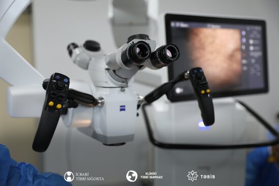 Azərbaycan səhiyyəsində İLK: Bu mikroskopla əməliyyat