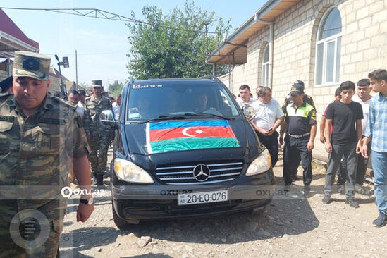 Azərbaycan Ordusunun şəhid olan əsgəri dəfn olunub - YENİLƏNİB + FOTO/VİDEO