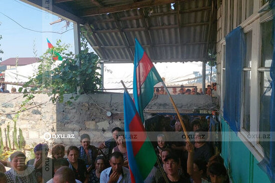 Azərbaycan Ordusunun şəhid olan əsgəri dəfn olunub - YENİLƏNİB + FOTO/VİDEO