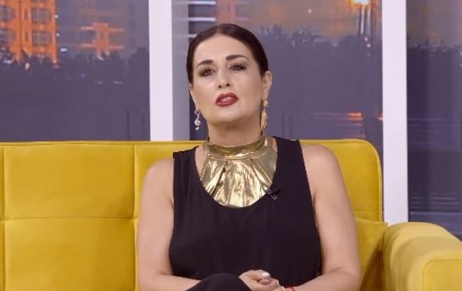 "İnsanlar da "kukla"dır"