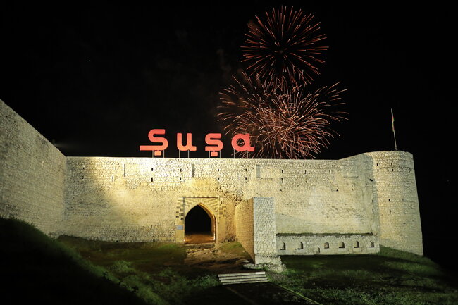 Şuşada möhtəşəm atəşfəşanlıq - Video+Fotolar