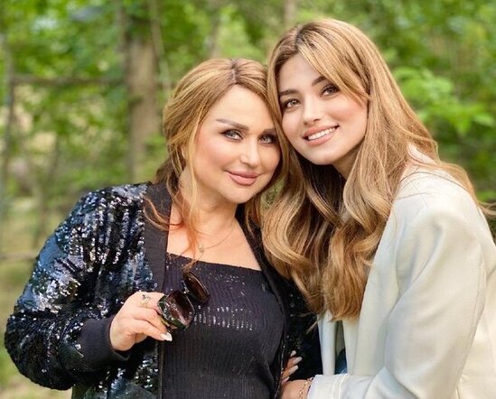 Mələkxanımın özündən gözəl qızının XOŞ GÜNÜ - VİDEO