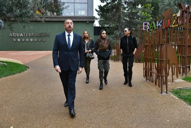 Prezidentlə ailəsi zooparkın açılışında - FOTOLAR