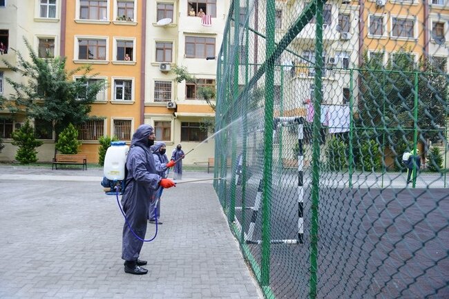 E. Həbibullayev: "Bu gün Bakıda 550 küçə dezinfeksiya edildi"