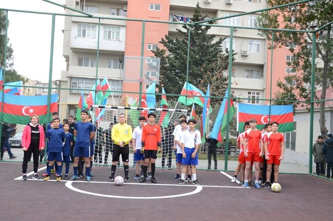 Bakının abad məhəllələrində "Böyük Zəfər" məhəllələrarası mini futbol yarışlarına start verildi