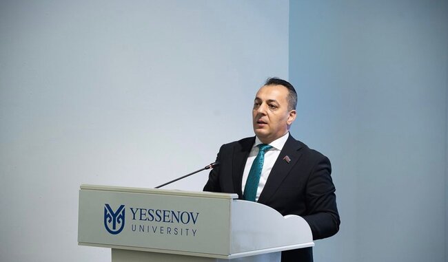 Aktau şəhərində Azərbaycan - Qazaxıstan gənclərinin həmrəylik forumu keçirilib - FOTOLAR