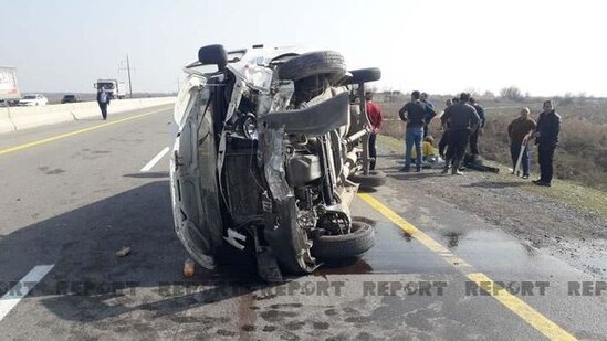 Bakı-Qazax yolunda ağır QƏZA: Səkkiz nəfər xəsarət aldı - FOTO