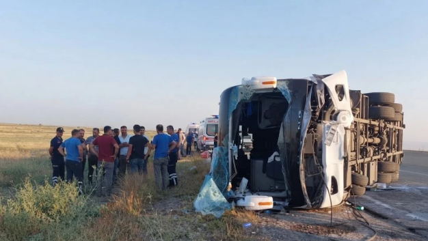 Azərbaycanda DƏHŞƏTLİ QƏZA! 30-dan çox yaralı var - YENİLƏNİB+FOTOLAR