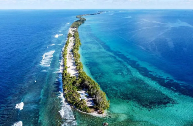 Sakit Okeanda yerləşən ada dövlətinin sakinləri ciddi təhlükə qarşısında qalıblar