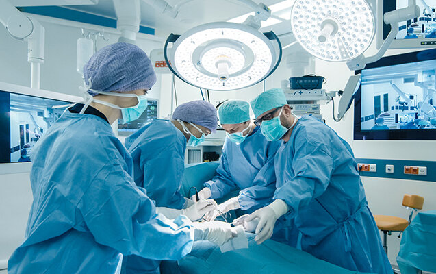 Şanxayda nadir əməliyyat - Qopmuş başını yerinə bərpa etdilər