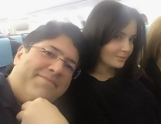 "Dünyanın ən təmiz, ən müqəddəs sevgisidir..." - Aysel - VİDEO