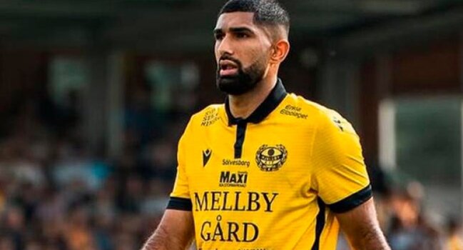 "Qarabağ" pakistanlı futbolçunu istəyir