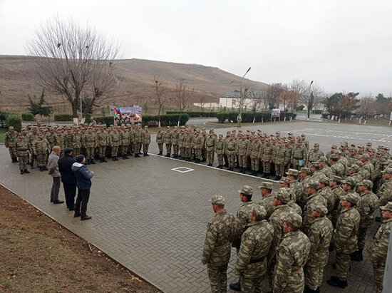Azad edilmiş ərazilərdə hərbi qulluqçularla görüşlər keçirilib - FOTO