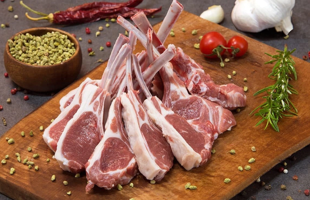 Quzu ətinin qiyməti 30 manatı KEÇDİ – Daha da BAHALAŞACAQ?