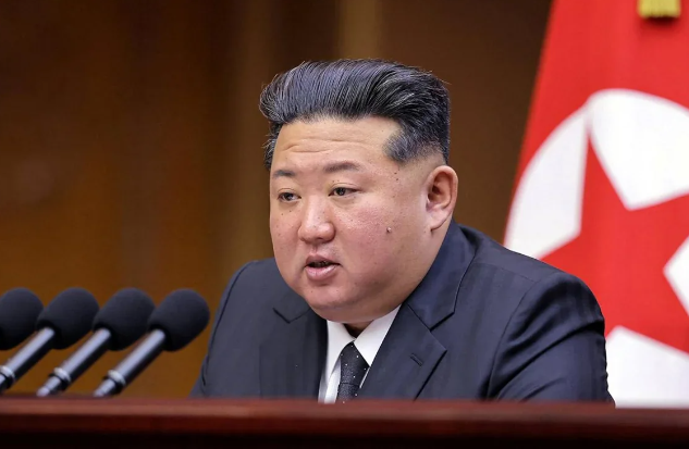 Ölüm xəbəri yayılan Kim Çen In dünyanın ən qüdrətli ordusunu yaradır