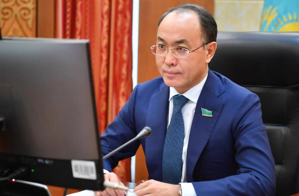 Qazaxıstanda Təhlükəsizlik Şurasının keçmiş katibinə qarşı araşdırma başlanıb