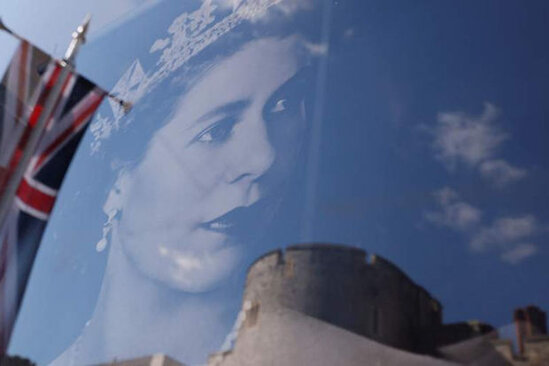 Londonda yerləşən məşhur meydanda II Elizabetin abidəsi ucaldılacaq