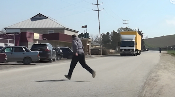 Nişanlar olmayan yol: Tez-tez qəzalar baş verir