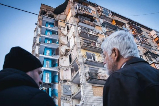 Ukrayna Çexiya ilə mənzillərin bərpası və icmaların enerji dayanıqlılığını müzakirə edib