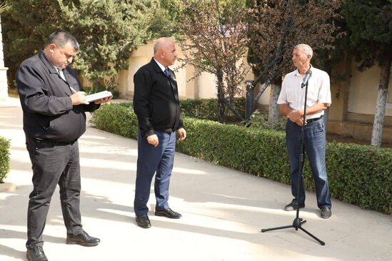 Yevlax sakinləri qaz təsərrüfatına dair üzləşdikləri çətinliklərdən söz açıblar