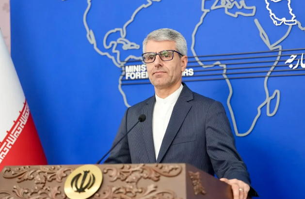 İran XİN: "ABŞ ilə danışıqlarda iki-üç mühüm mövzuda fikirlər ayrılıb"