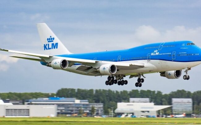 Niderlandın aviaşirkəti texniki nasazlıqlara görə "Boeing 787"in reyslərini ləğv edib