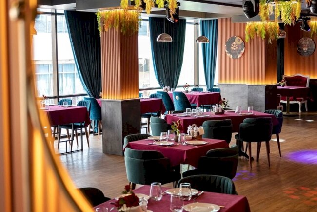 Bakıda yeni açılan möhtəşəm restoran - DOLUNAY sizin yolunuzu gözləyir! - FOTO/VIDEO