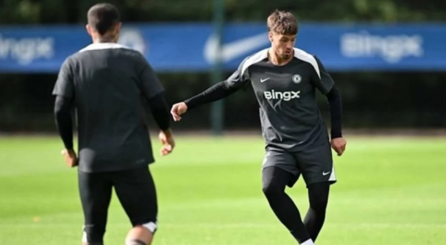 "Napoli" "Çelsi"nin hücumçusu Mark Qiunu transfer edə bilər
