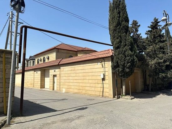 Deputat Hacıbala Abutalıbovun villalarının şəkillərini paylaşdı