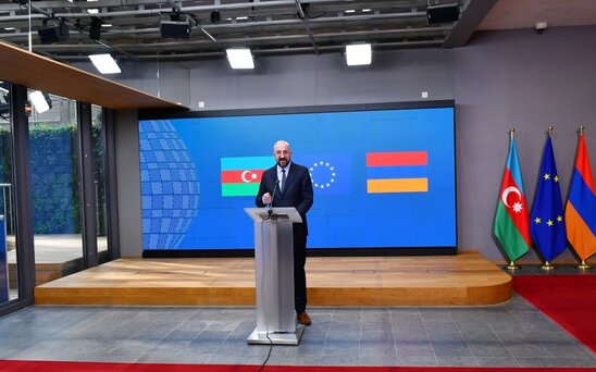 Aİ Şurasının Prezidenti: "Azaraq qarşı tərəfə keçən hərbçilər azad edilməlidir"