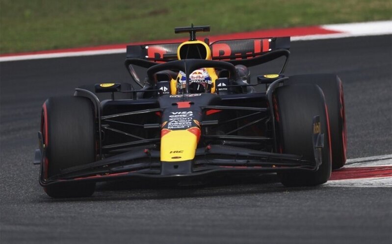 "Formula 1": Ferstappen Çin Qran-prisinin sıralama turunda birinci olub