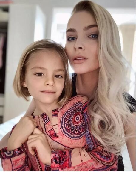 Məşhur reperin qızı itinə atasının adını qoydu - FOTO