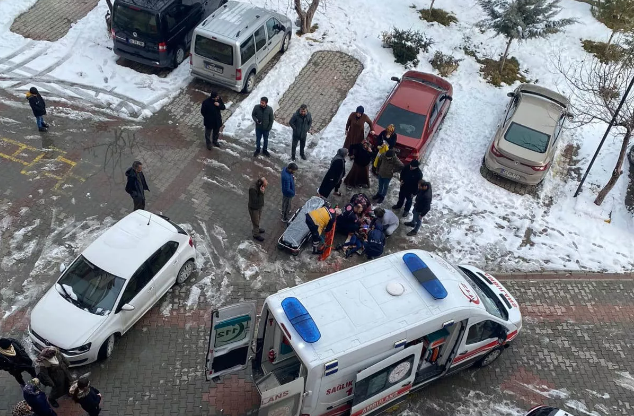 9 yaşlı uşağı it qapıb öldürdü - VİDEO