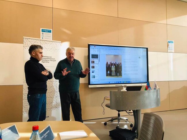 "Rəqəmsal jurnalistika" mövzusunda təlim başladı - FOTOLAR