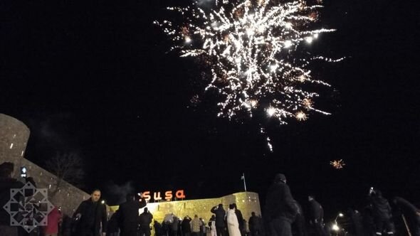 Şuşada İlham Əliyevin seçkidə qələbəsi münasibətilə atəşfəşanlıq - YENİLƏNİB + FOTO/VİDEO