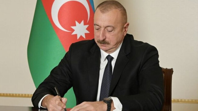 Prezident bu şəxsləri təltif etdi (SƏRƏNCAM)